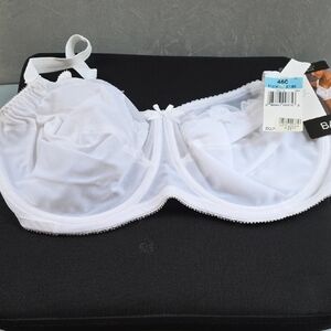 NWT Bali Pure White Underwire Bra Size 46C